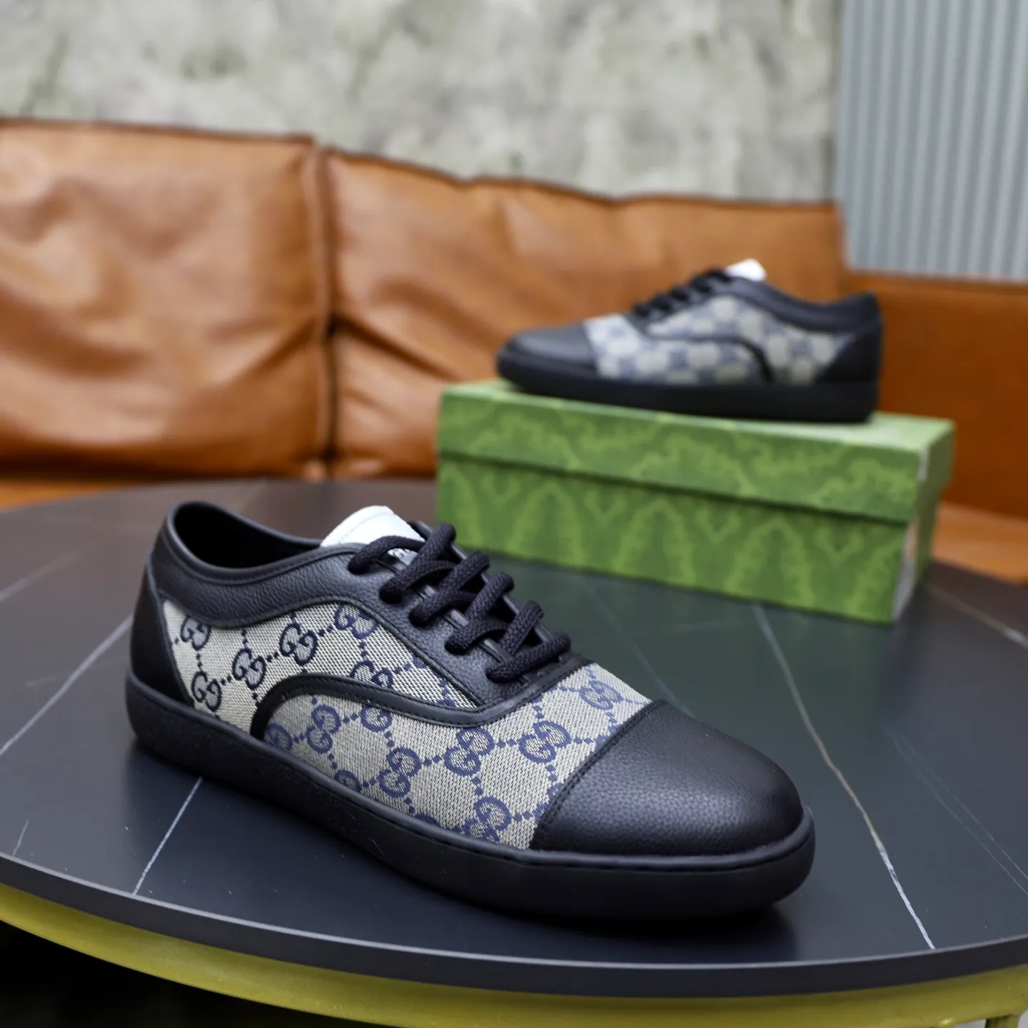 Men's shoes: 400💰🙅‍♂️🙅‍♂️🙅‍♂️ Brand: GUCCI Standard code: 38-44 Grade: Same as the official website Material: Original leather splicing Comfortable sheepskin lining Lightweight wear-resistant outsole Style category: Men's fashionable casual shoes Running sneakers Distinguished luxury brand elements Top luxury Color: Actual picture color